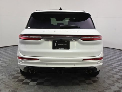 New 2026 Lincoln Corsair Reserve w/ Jet Appearance Package AWD/4WD image 5