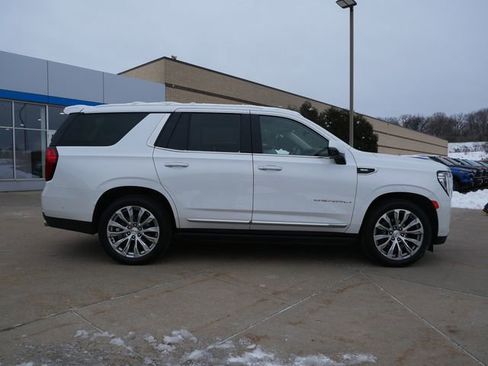 Used 2023 GMC Yukon Denali image 8