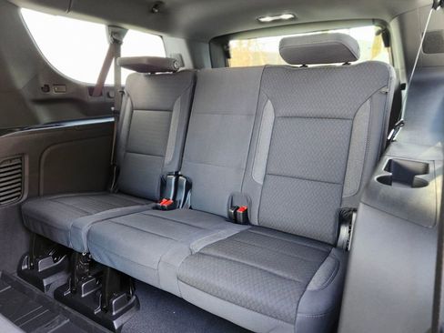 New 2026 Chevrolet Suburban LS image 16