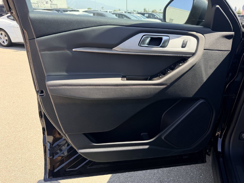 New 2026 Ford Explorer Active RWD image 20