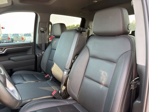 Used 2026 GMC Sierra 1500 SLT AWD/4WD image 22