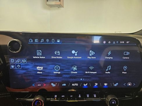 New 2025 Chevrolet Blazer EV LT AWD/4WD image 25