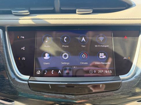 Used 2023 Cadillac XT6 Premium Luxury w/ Technology Package FWD image 14