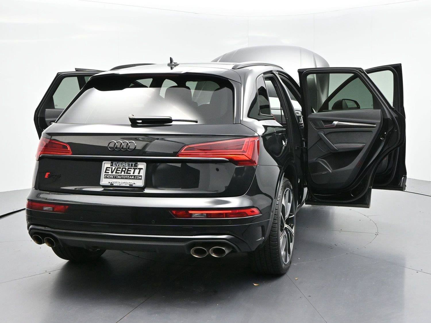 Used 2024 Audi SQ5 Prestige AWD/4WD image 42