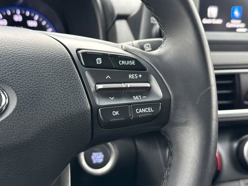Used 2019 Hyundai Kona SEL AWD/4WD image 30