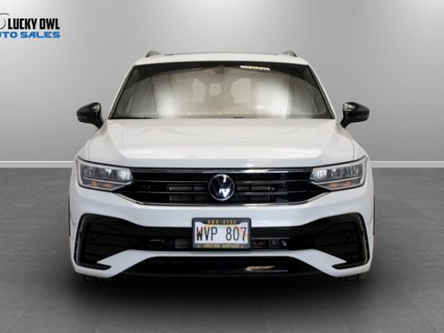 Used 2023 Volkswagen Tiguan SE R-Line FWD image 2