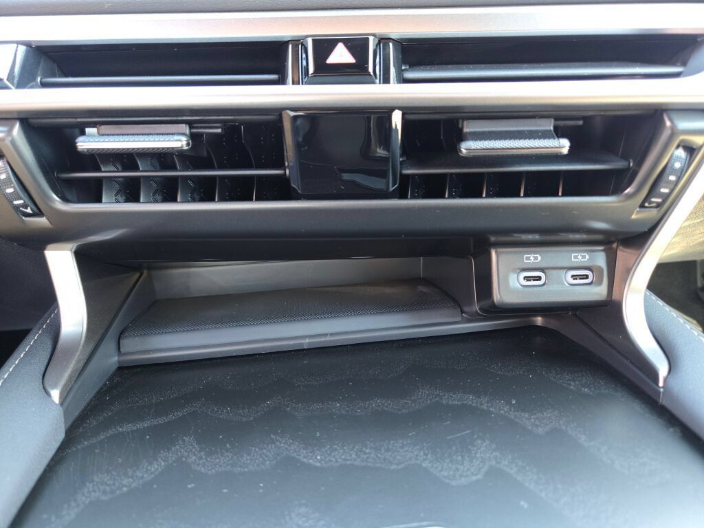 Used 2025 Lexus RX 350 AWD image 34
