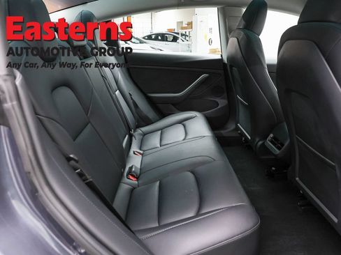 Used 2023 Tesla Model 3 Standard Range RWD image 17