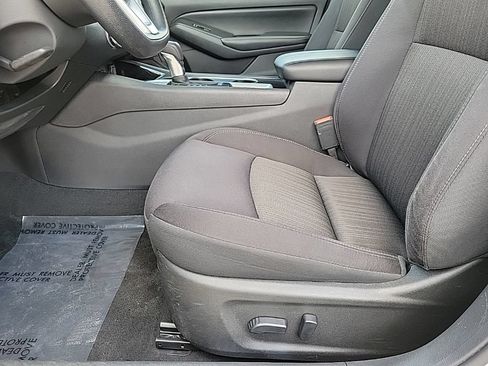 Used 2024 Nissan Altima 2.5 SV FWD image 11