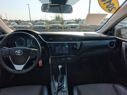 Used 2018 Toyota Corolla SE FWD image 14
