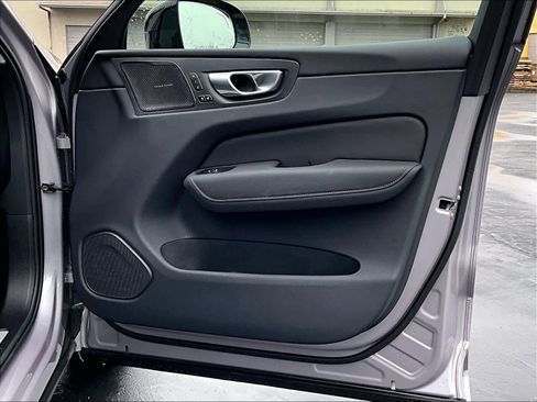 Used 2026 Volvo XC60 B5 Ultra w/ Climate Package image 26