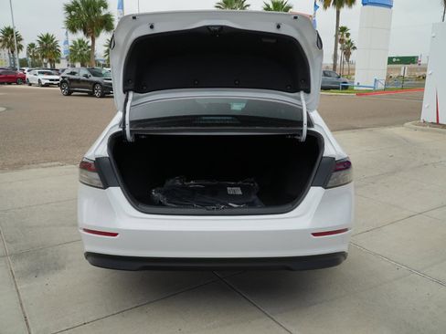 New 2025 Honda Accord SE image 8