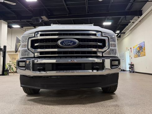 Used 2020 Ford F350 4x4 Crew Cab DRW Super Duty image 16