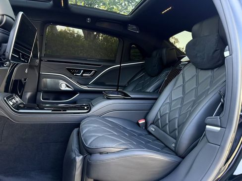 Used 2022 Mercedes-Benz Maybach S 580 4MATIC image 27