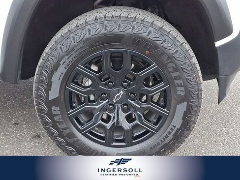 Used 2024 Chevrolet Colorado Trail Boss image 11