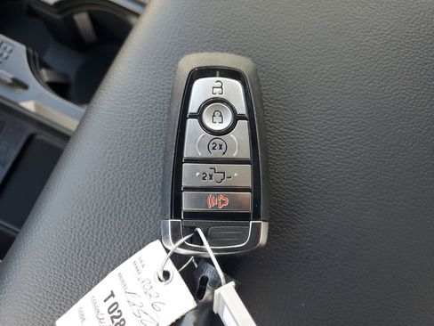 New 2026 Ford F250 XLT w/ XLT Premium Package image 19