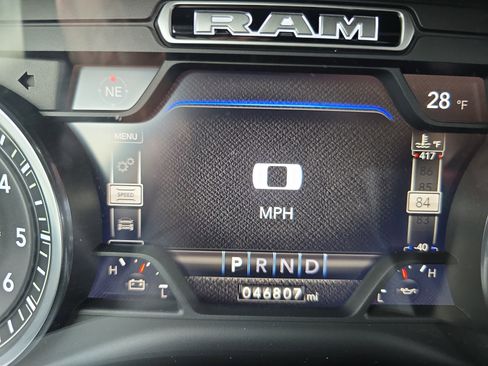 Used 2021 RAM 1500 Big Horn image 25