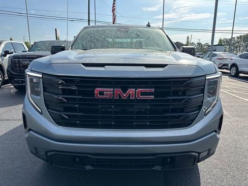 New 2025 GMC Sierra 1500 Elevation image 13