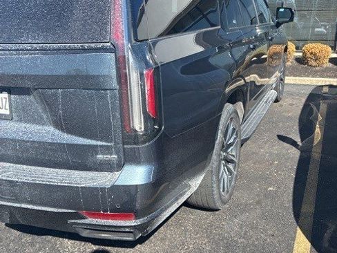 Used 2021 Cadillac Escalade ESV Sport Platinum w/ Heavy-Duty Trailer Package image 9