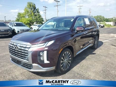 Used 2023 Hyundai Palisade Calligraphy w/ Winter Package AWD/4WD image 1