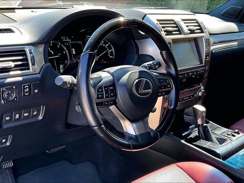 Used 2021 Lexus GX 460 Premium w/ Premium Plus Package image 18
