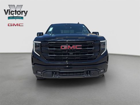 New 2026 GMC Sierra 1500 Elevation w/ Elevation Premium Package image 3