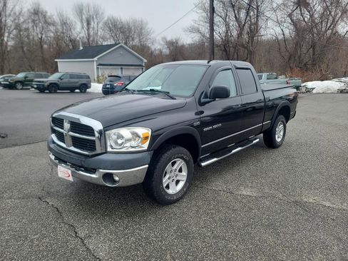 Used 2007 Dodge Ram 1500 Truck SLT image 3