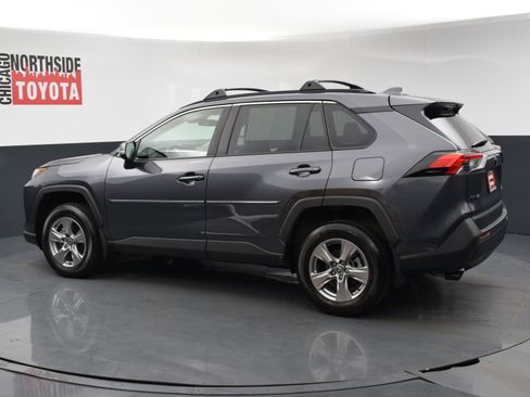 Used 2025 Toyota RAV4 XLE AWD/4WD image 2