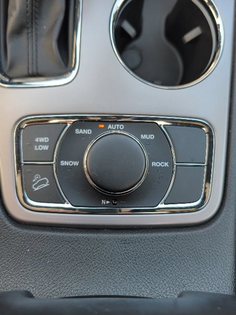 Used 2021 Jeep Grand Cherokee Limited w/ Trailer Tow Group IV AWD/4WD image 22