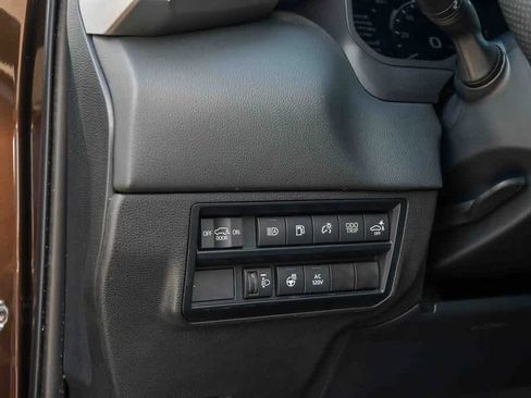 Used 2023 Toyota Sequoia Limited image 32