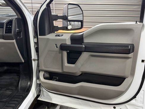 Used 2019 Ford F450 XL w/ Power Equipment Group image 35