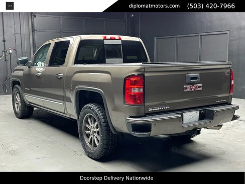 Used 2015 GMC Sierra 1500 Denali w/ Driver Alert Package image 5