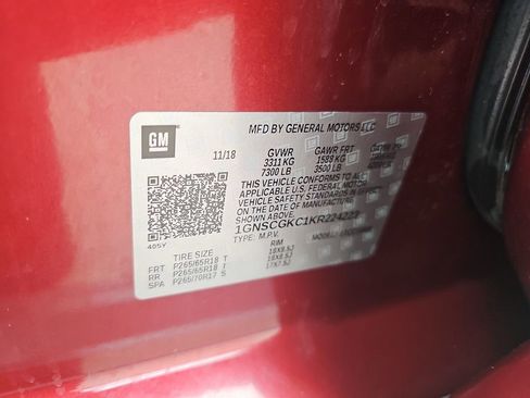 Used 2019 Chevrolet Suburban LS RWD image 42