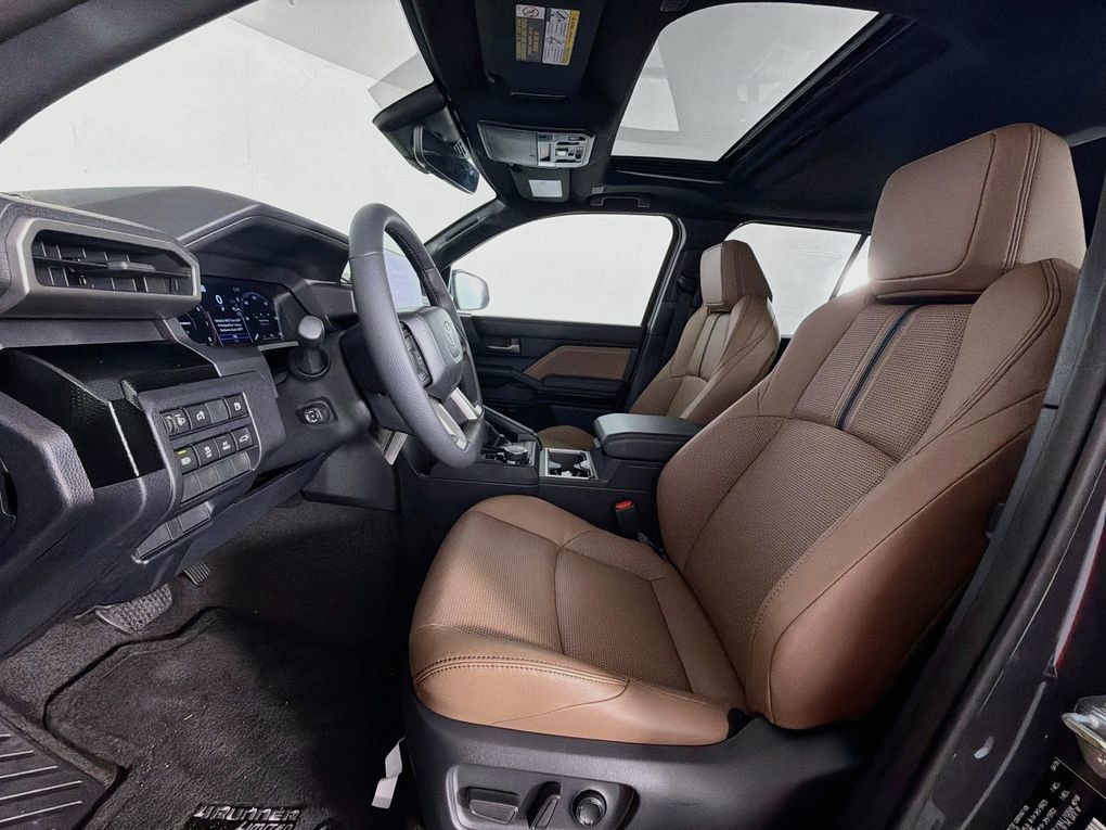 New 2026 Toyota 4Runner Limited AWD/4WD image 11