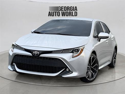 Used 2019 Toyota Corolla XSE FWD image 3