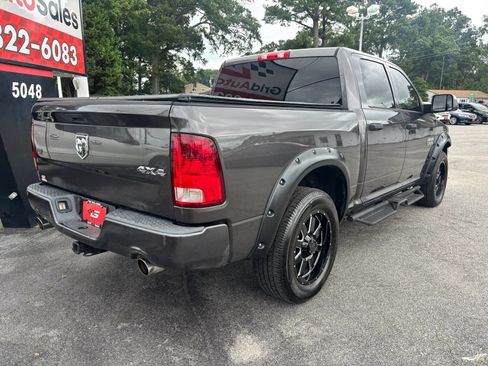 Used 2014 RAM 1500 Express AWD/4WD image 3