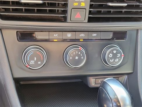 Used 2021 Volkswagen Jetta S image 21