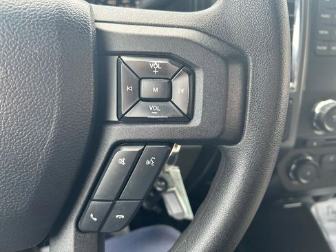 Used 2015 Ford F150 XLT AWD/4WD image 18