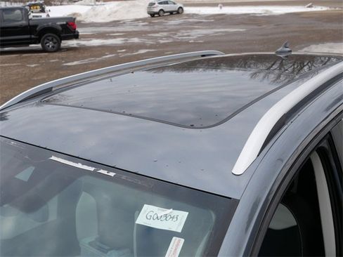 New 2026 Volkswagen Taos SEL image 6