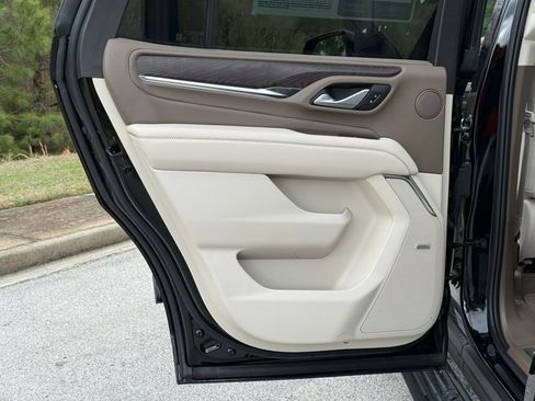 Used 2022 GMC Yukon Denali image 26
