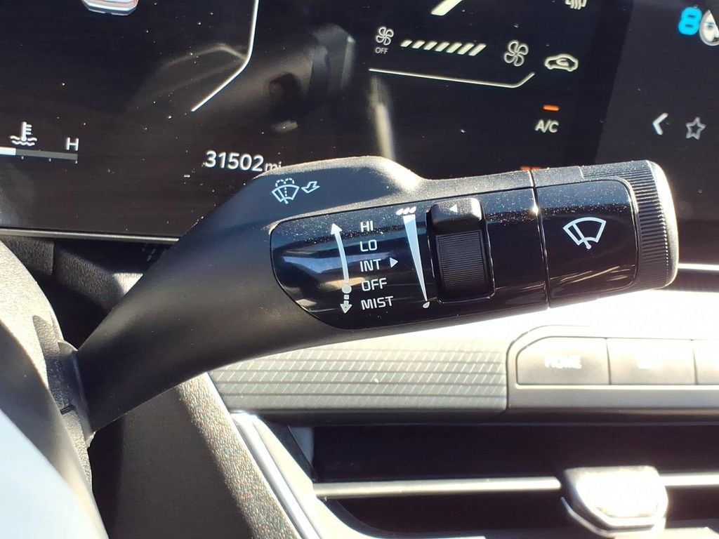 Used 2025 Kia K4 GT-Line FWD image 29