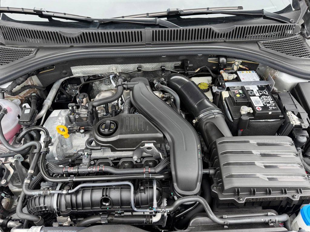 Used 2025 Volkswagen Jetta S FWD image 11