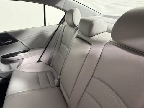 Used 2015 Honda Accord EX-L image 39