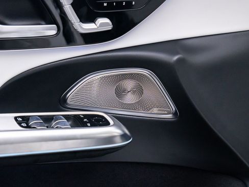 New 2026 Mercedes-Benz E 53 AMG e 4MATIC Sedan image 17