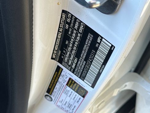 Certified 2025 Mercedes-Benz GLC 350e 4MATIC image 38