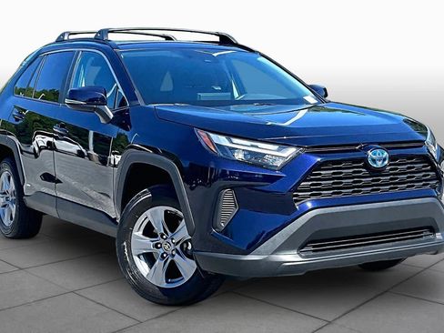 Used 2024 Toyota RAV4 XLE w/ Convenience Package AWD/4WD image 3