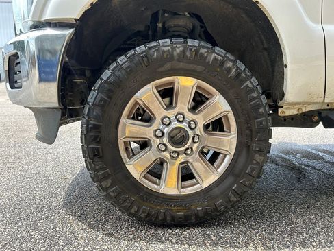 Used 2015 Ford F250 XL w/ Power Equipment Group AWD/4WD image 6