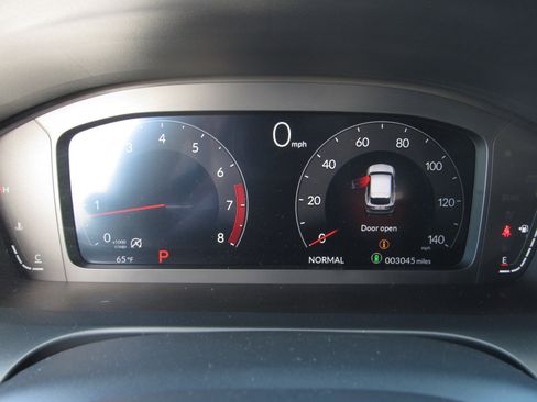 Certified 2025 Acura ADX A-Spec image 30