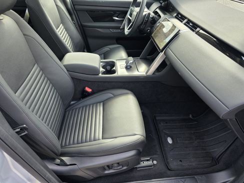 Certified 2025 Land Rover Discovery Sport S AWD/4WD image 3