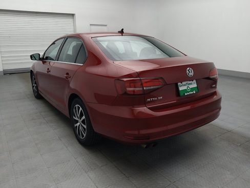 Used 2017 Volkswagen Jetta SE FWD image 5